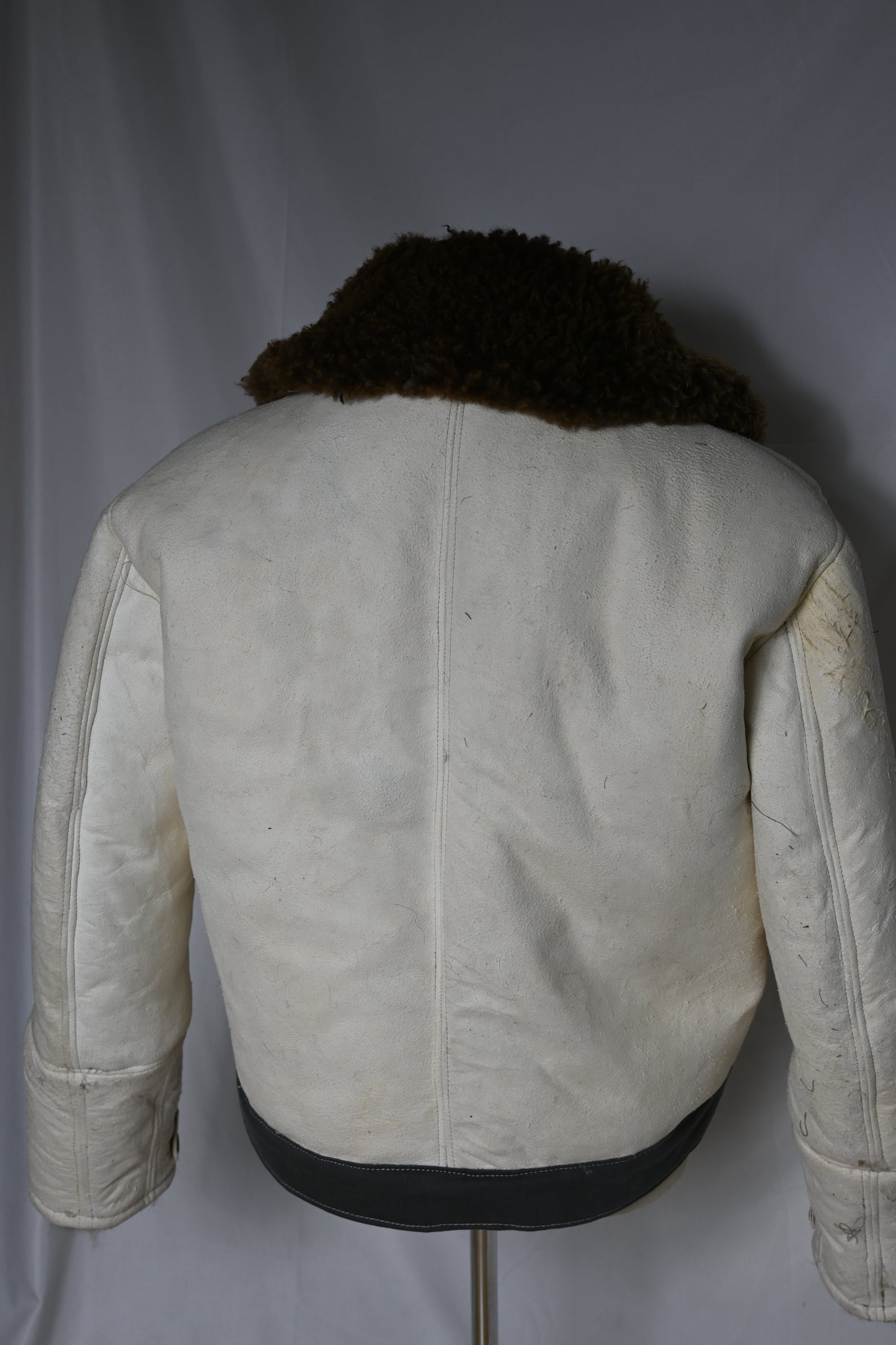 LW  Fur Jacket (white)